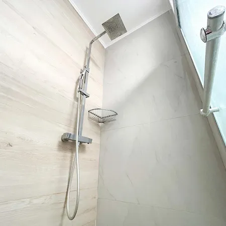 Aqua Vista 598 *