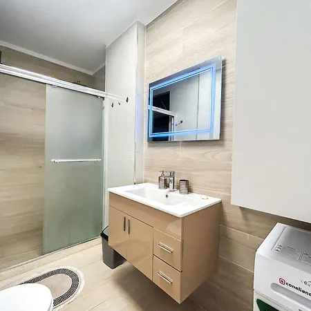 Aqua Vista 598 *